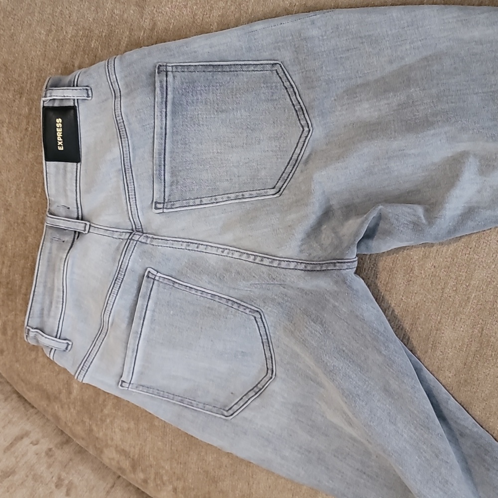 Express Curvy Skinny High Rise Jeans - Picture 9 of 15